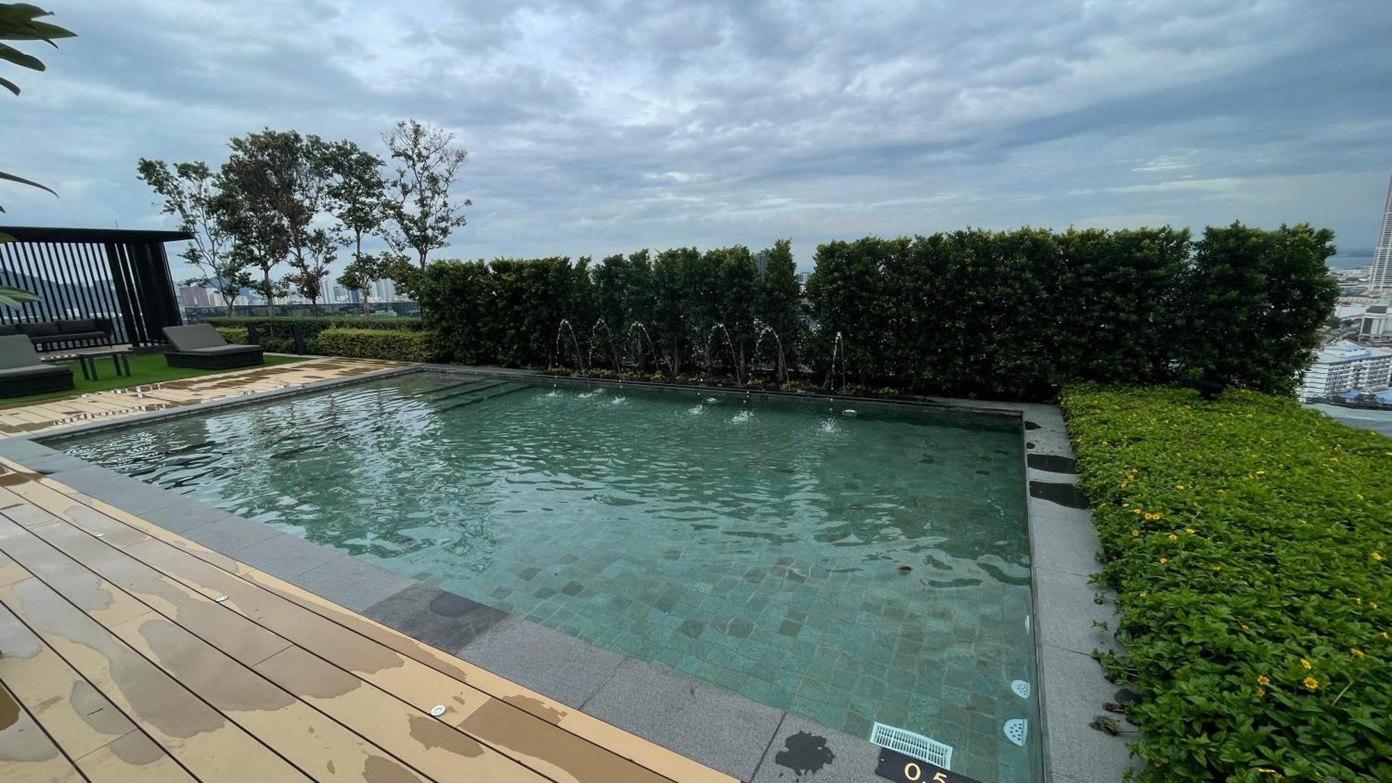 New Georgetown Instagramable 2Br Homestay For 10Pax 无敌美景两房民宿 Beacon Executive Suite Exterior photo