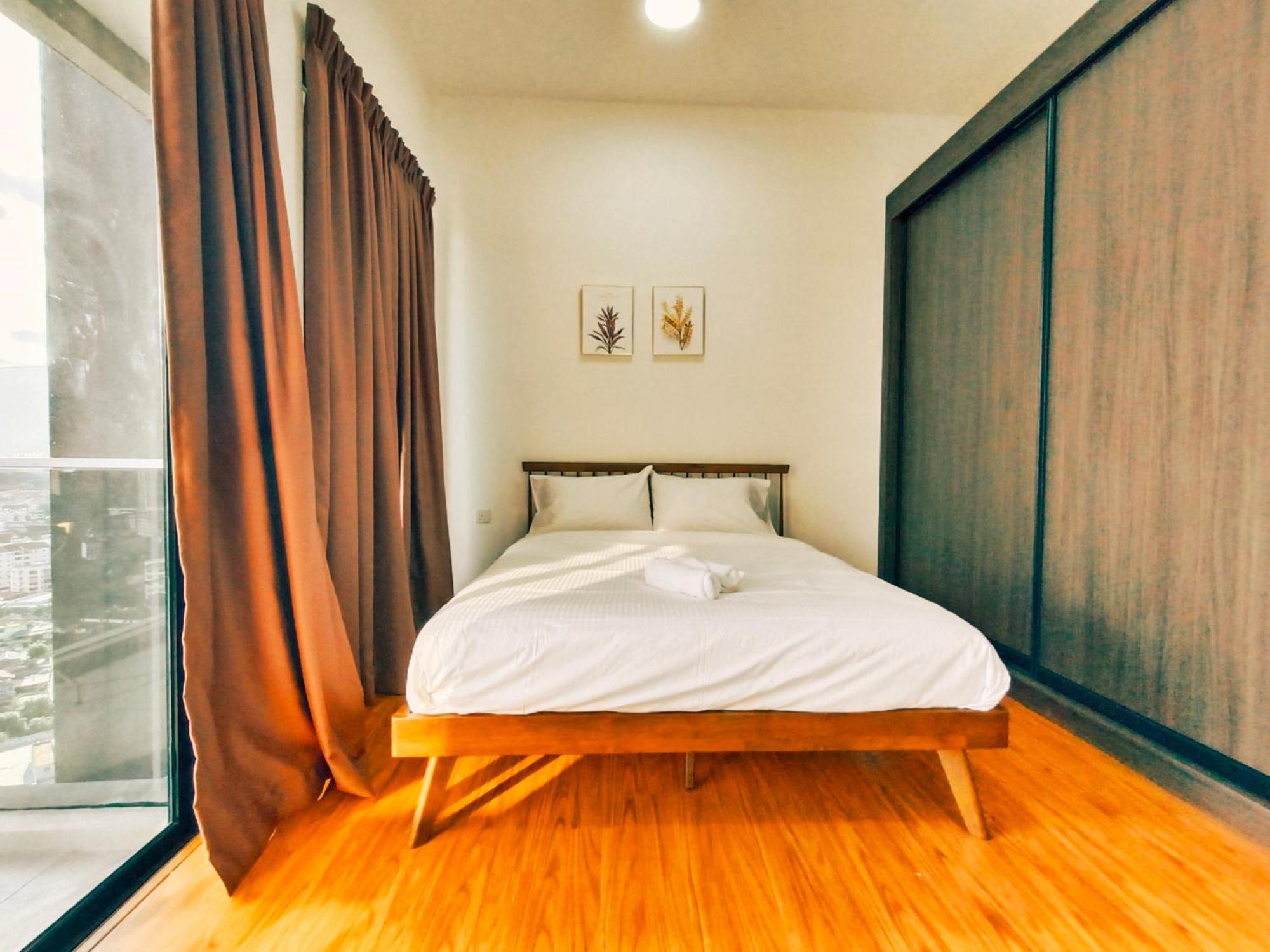 New Georgetown Instagramable 2Br Homestay For 10Pax 无敌美景两房民宿 Beacon Executive Suite Exterior photo