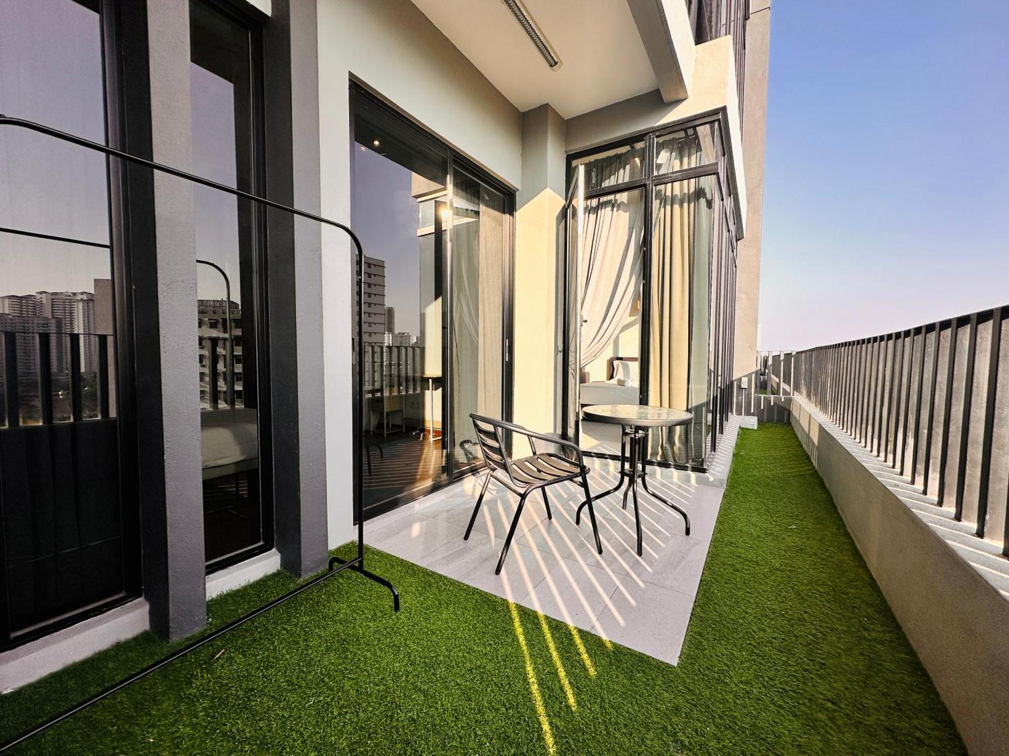 New Georgetown Instagramable 2Br Homestay For 10Pax 无敌美景两房民宿 Beacon Executive Suite Exterior photo